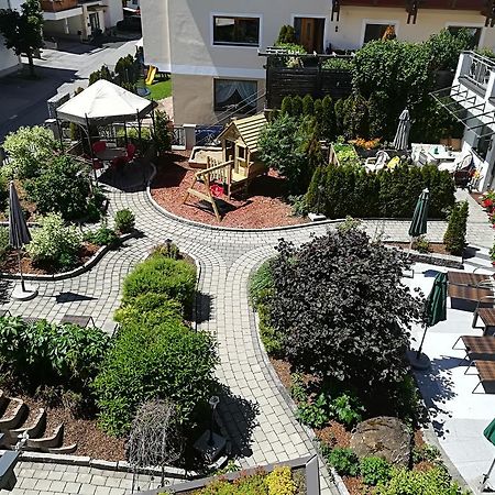 Hotel Garni Romantika Serfaus Ngoại thất bức ảnh
