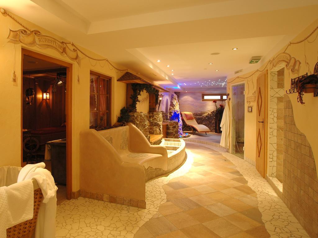 Hotel Garni Romantika Serfaus Ngoại thất bức ảnh